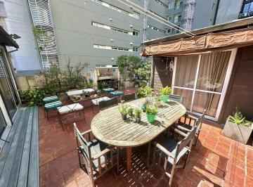 Departamento · 168m² · 5 Ambientes · 1 Cochera · Departamento de 3 Dorm. con Patio. Cochera