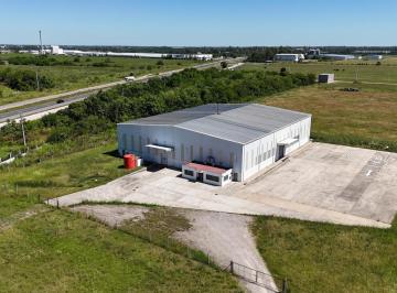 Depósito · 2150m² · Depósito 2150 m² en Alquiler Más 150 m² Oficinas, en Parque Industrial Ruta 6, Los Cardales