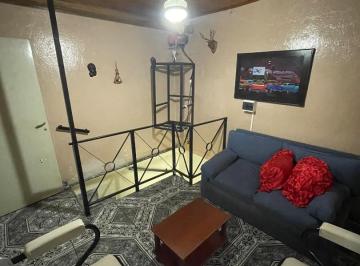 Casa · 57m² · 3 Ambientes · Departamento en Venta 2 Dorm. en Pueyrredon