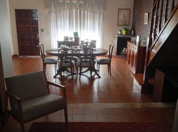 PH en Venta de 3 ambientes · Excelente PH 3 Amb