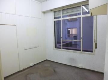 Oficina comercial de 4 ambientes, Centro / Microcentro · Oficina a Pasos del Obelisco - Interna y Silenciosa, con Buena Luz
