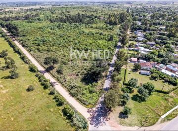Terreno · 384m² · 1 Ambiente · Venta de Terreno de 294,065 m² en Montevideo Oeste