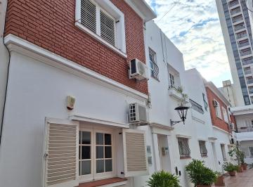 Casa de 7 ambientes, Córdoba · Venta Casa Centro de Córdoba - Propiedad Para Usos Diferenciados
