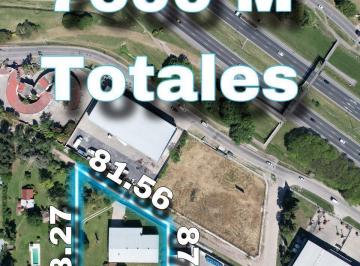 Terreno · 7600m² · Lote de 7600 m² en La Mejor Zona de Paso del Rey con Nave Industrial a m de Acceso Oeste Oportunidad