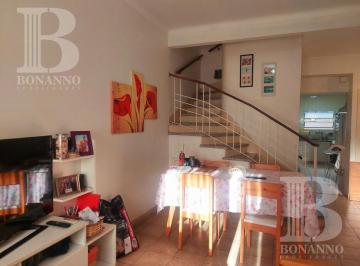 PH · 80m² · 4 Ambientes · Cómodo PH en Venta 4 Amb con Patio y Terraza Barrio River