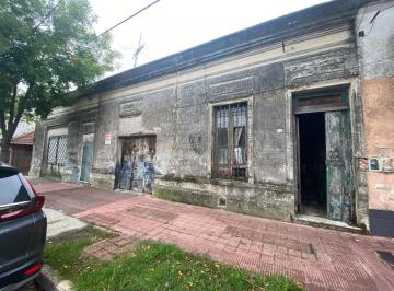 Casa · 200m² · 4 Ambientes · Casa en Venta en San Fernando