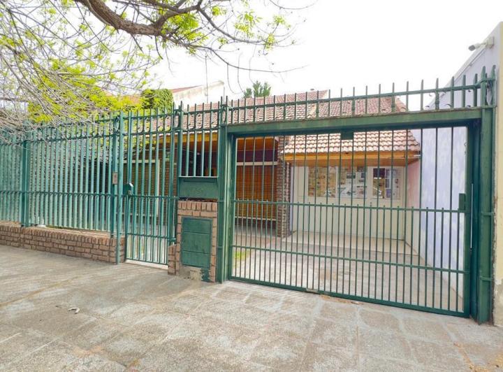 Casa · 189m² · 4 Ambientes · 1 Cochera