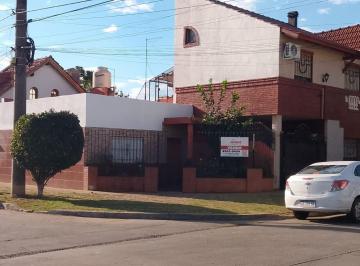 PH · 98m² · 4 Ambientes · 1 Cochera · Venta! Casa 3 Ambientes en Ph - El Palomar