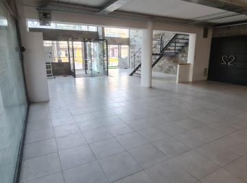 Local comercial · 290m² · 1 Ambiente · Alquiler Local Comercial en Esquina en Benavidez, Tigre