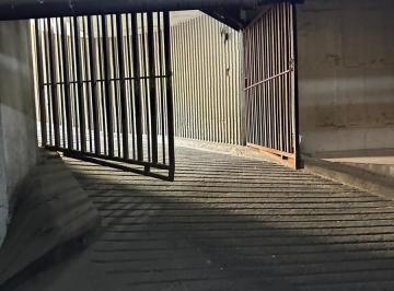 Garage · 10m² · 1 Ambiente · Cochera en Venta - Centro