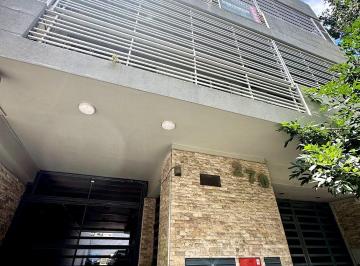 Departamento de 2 ambientes, Flores · Amplio 2 Ambientes Contrafrente con Balcon