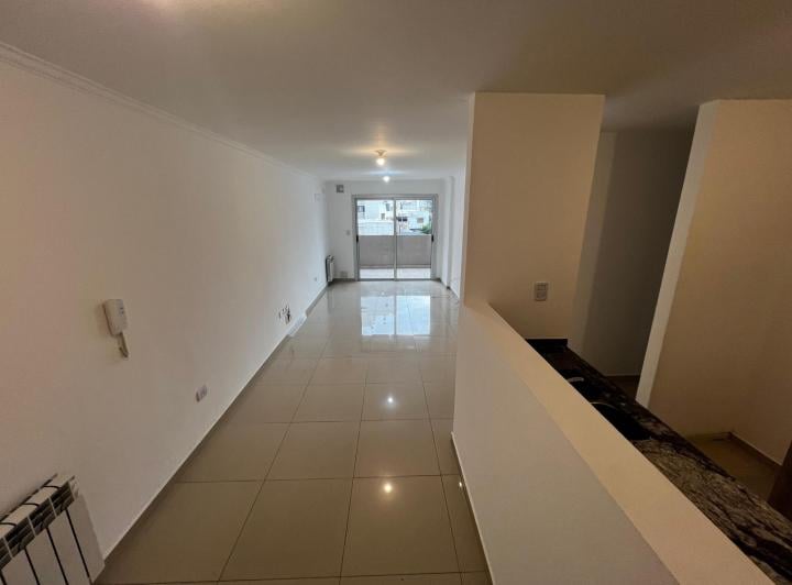 Departamento · 75m² · 2 Ambientes · 1 Cochera