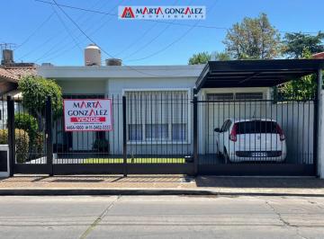 Casa · 200m² · 4 Ambientes · 2 Cocheras · Casa en Venta 4 Ambientes Villa Sarmiento