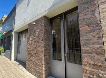 Casa · 160m² · 6 Ambientes · 1 Cochera · Venta Muy Buena Casa Pleno Centro Paysandu