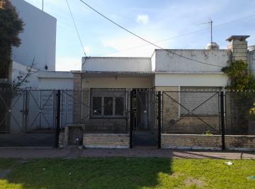 Casa de 3 ambientes, Merlo · Vende Casa en El Centro de Libertad