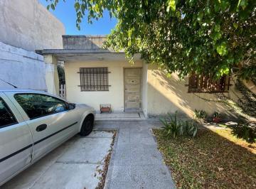 PH · 79m² · 3 Ambientes · 1 Cochera · Oportunidad! PH en El Palomar