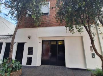 Casa · 112m² · 6 Ambientes · 2 Cocheras · Venta Casa Para Dos Familias con Galpon Villa Lynch