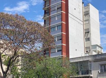 Departamento · 65m² · 3 Ambientes · Departamento 3 Ambientes Al Frente en Vicente Lopez