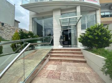 Departamento · 108m² · 4 Ambientes · 2 Cocheras · Departamento en Temperley