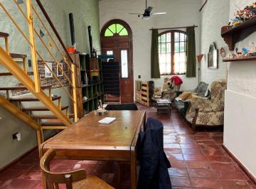 Casa de 5 ambientes, Flores · Casa de 5 Ambientes, Cochera y Terraza con Parrilla