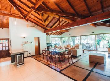 Quinta vacacional de 8 ambientes, Ezeiza · Increible Casa Quinta en El Corazón de Canning!