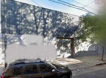 Bodega-Galpón · 704m² · Excelente Lote Doble Frente