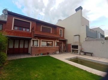 Casa · 433m² · 5 Ambientes · Casa en Barrio Zacagnini