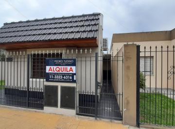 PH de 1 ambiente, La Matanza · Alquiler Mono Ambiente, Villa Luzuriaga