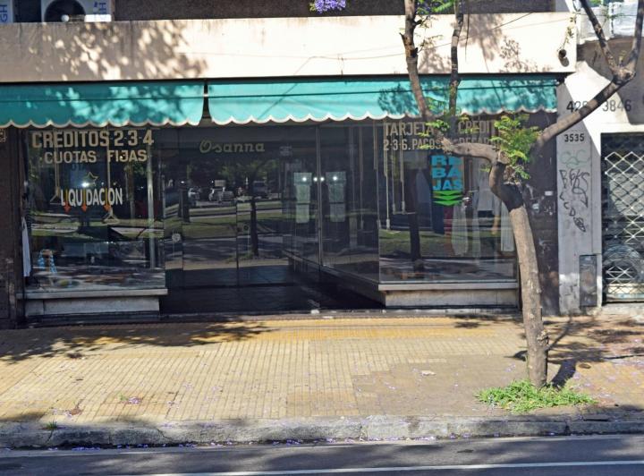 Local comercial · 210m²