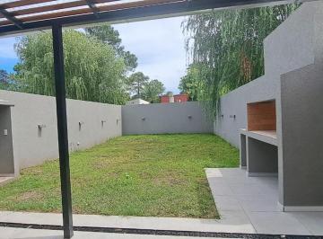PH · 110m² · 4 Ambientes · 3 Cocheras · Venta Casa Duplex en Las Heras