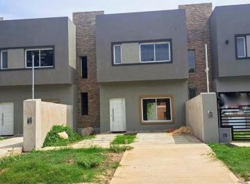 PH · 110m² · 4 Ambientes · 2 Cocheras · Venta Casa PH Casa Las Heras