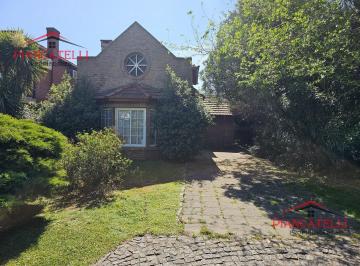 Casa · 330m² · 3 Ambientes · 1 Cochera · Venta Casa Country Banco Provincia