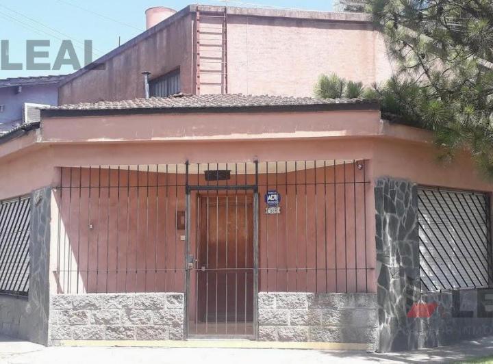 Casa · 140m² · 6 Ambientes · 2 Cocheras
