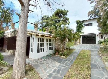 Casa de 6 ambientes, Mar del Plata · Chalet con Dependencia en Venta en Sierra de Los Padres