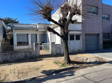 Casa de 2 ambientes, Morón · Casa a Reciclar en Morón Norte