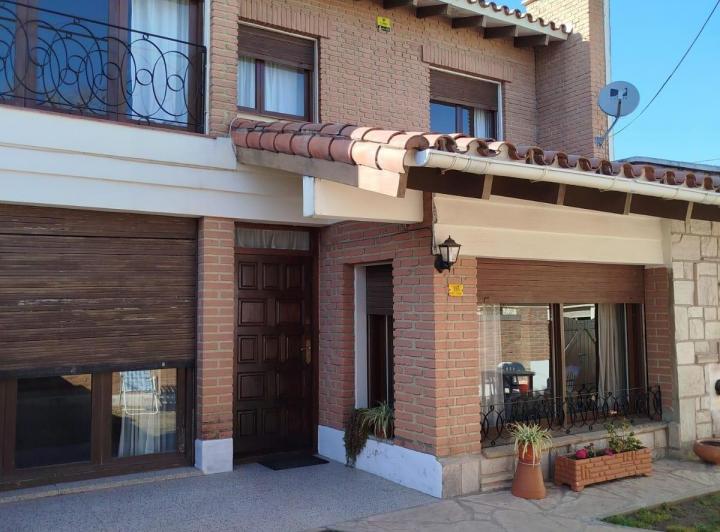 Casa · 216m²