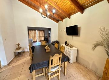 Casa · 150m² · 7 Ambientes · 2 Cocheras · Venta Casa 3 Dorm., Parque Capital. Córdoba