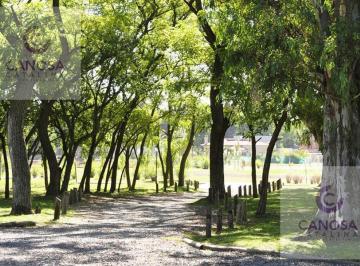 Terreno · 719m² · Venta - Lote Interno con Fondo Verde en Barrio Privado Santa Juana, Canning
