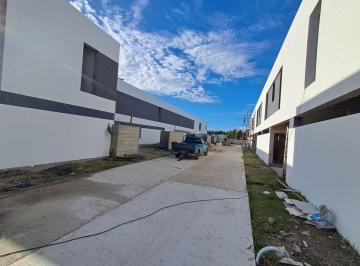 PH · 80m² · 4 Ambientes · 2 Cocheras · Casa Tipo Ph - Gorina La Plata