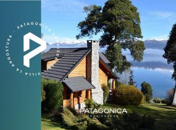 Casa · 85m² · 3 Ambientes · 1 Cochera · Venta Casa Costa de Lago con 80 m² Sobre Terreno de 700 m², Villa La Angostura