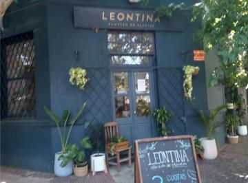 Local comercial · 50m² · Unico Local en Esquina en Todo El Barrio Sin Expensas