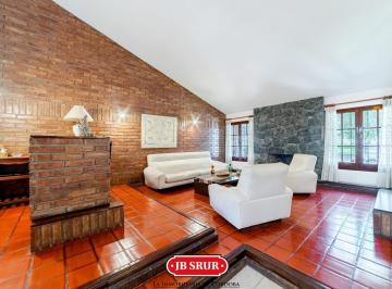 Casa · 150m² · 3 Dormitorios · 1 Cochera · Casa en Venta de 3° Dorm. en B° Residencial Vélez Sarsfield