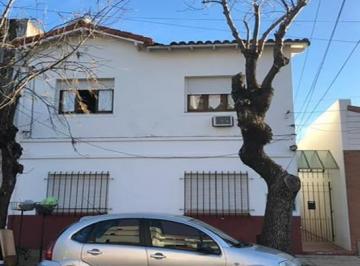PH · 92m² · 3 Ambientes · Venta - PH de 3 Ambientes en Dos Plantas en Beccar. Sin Expensas