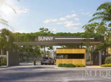 Casa · 127m² · 4 Ambientes · 1 Cochera · Sunny - Tu Casa, Tu Jardín