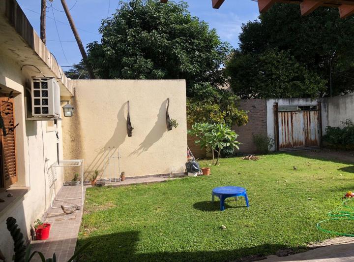 Casa · 138m² · 7 Ambientes · 1 Cochera