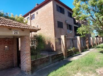 Departamento de 4 ambientes, La Plata · Alquilo Dto 2 Dorm 2do X Escalera Coch 523 28 y 29 La Plata