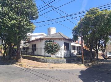 Casa de 6 ambientes, Córdoba · Vendo Casa Apta Crédito Pque Capital Sur 3 Dor 2 Bño + Dpto de 1 Dor