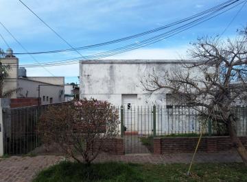 Casa · 87m² · 4 Ambientes · Casa a Refaccionar en San Martin a m de 12 de Octubre