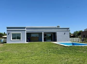 Casa · 158m² · 4 Ambientes · 2 Cocheras · Venta Casa en San Sebastian Area 1 - 4 Ambientes