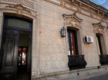 Casa de 6 ambientes, Mercedes · Casa de Estilo. Venta/alquiler Comercial Consultar